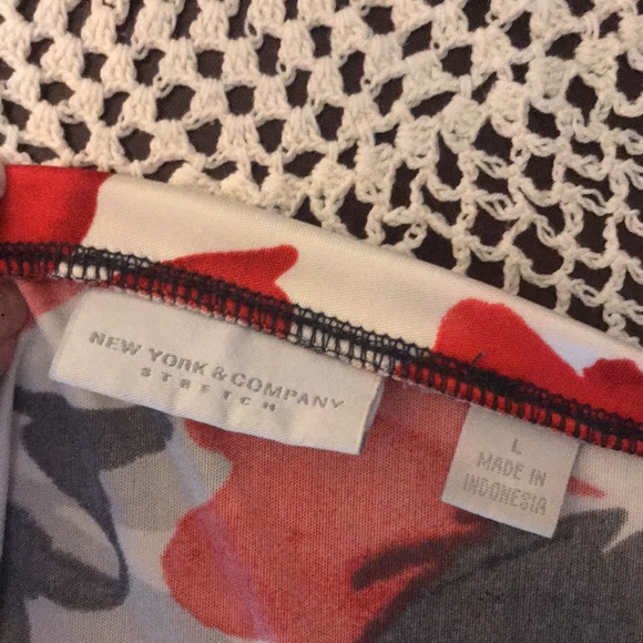 🖤🌹Casual New York & Company sleeveless top.🌹🖤 - Picture 5 of 5